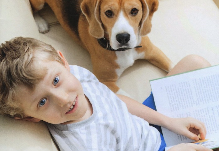 Impara a leggere con il cane. Nasce il Metodo LuckyLeo.