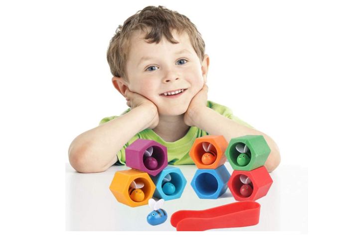 Attività per bambini di 3 anni: Montessori e giochi educativi